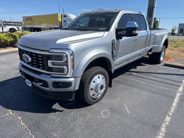 2024 FORD F-450