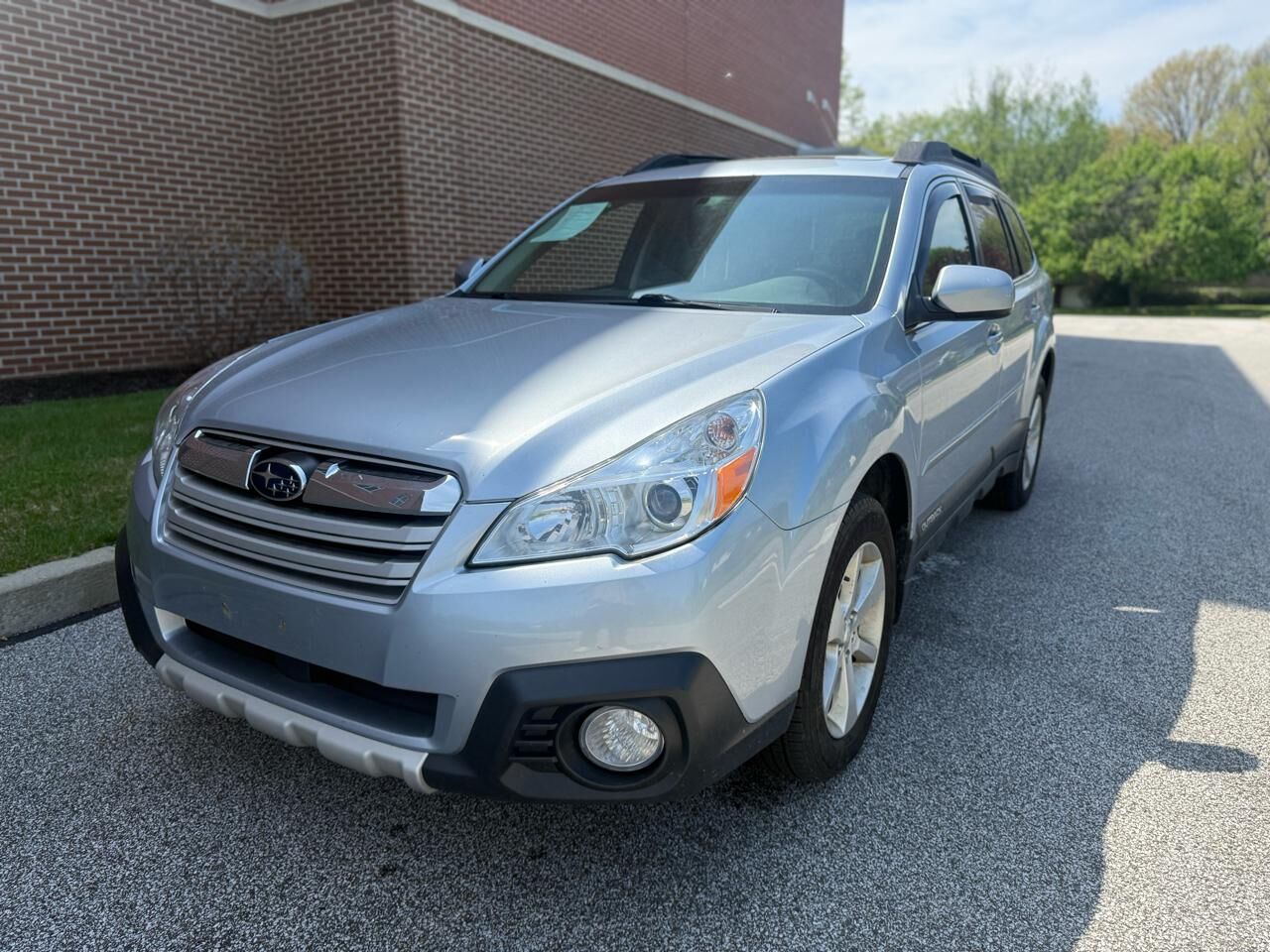 2014 SUBARU Outback