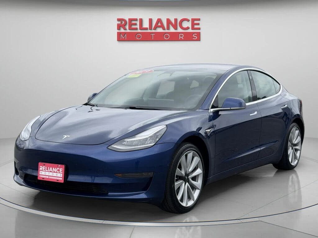 2019 TESLA Model 3