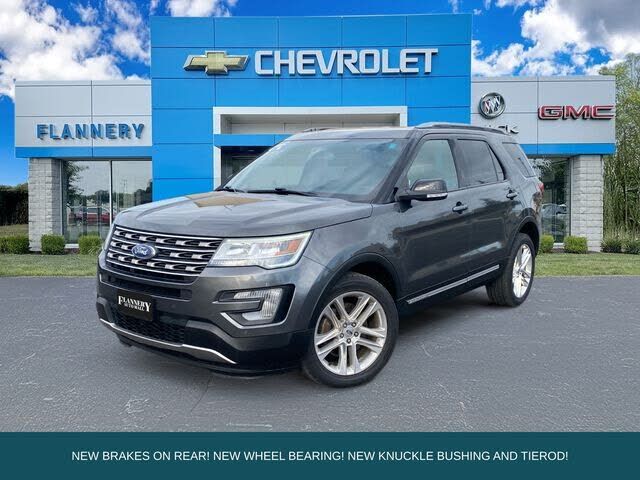2017 FORD Explorer