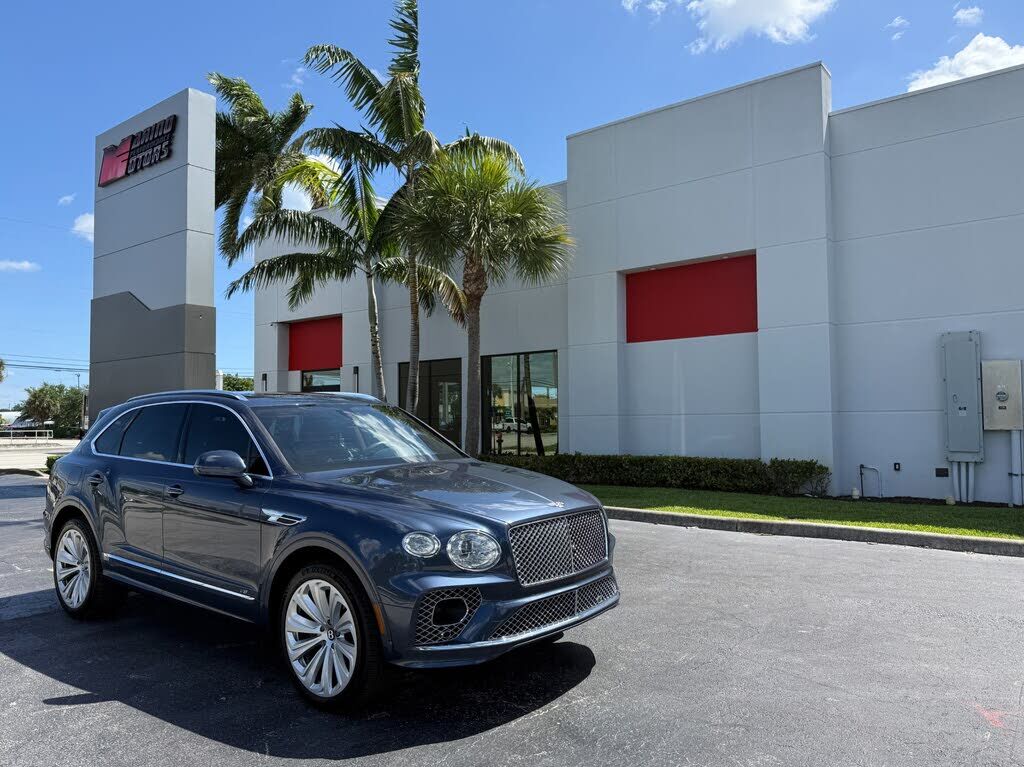 2021 BENTLEY Bentayga V8