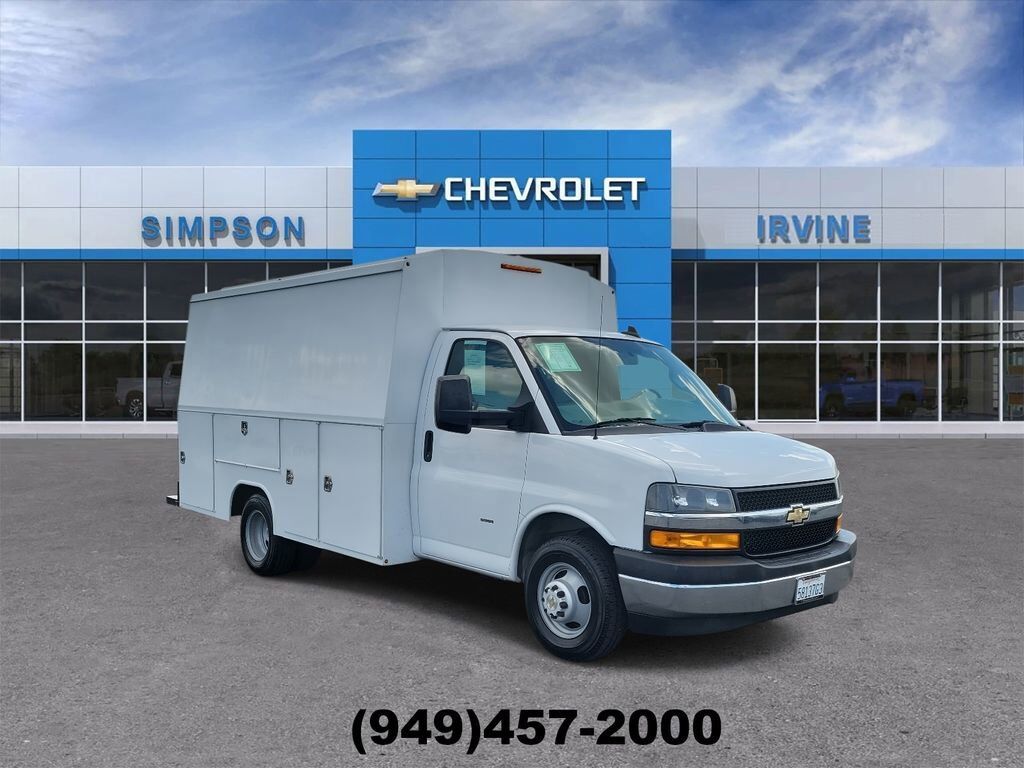 2021 CHEVROLET Express