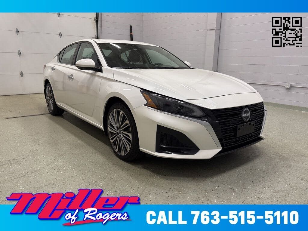 2024 NISSAN Altima