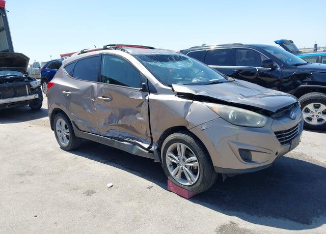 2012 HYUNDAI Tucson