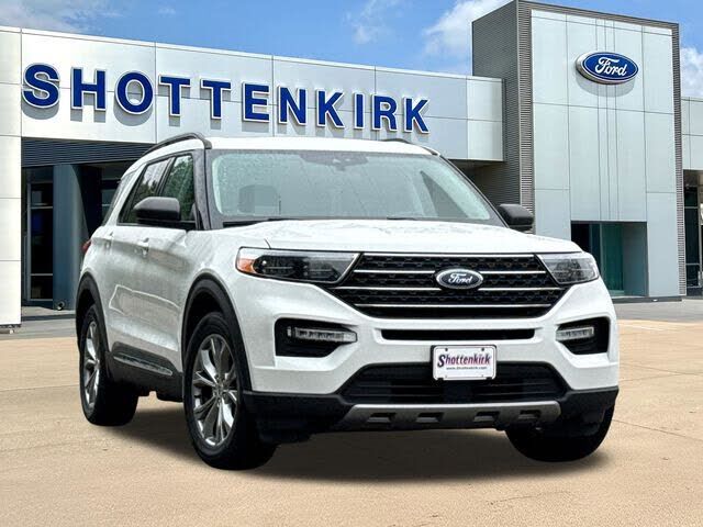 2021 FORD Explorer
