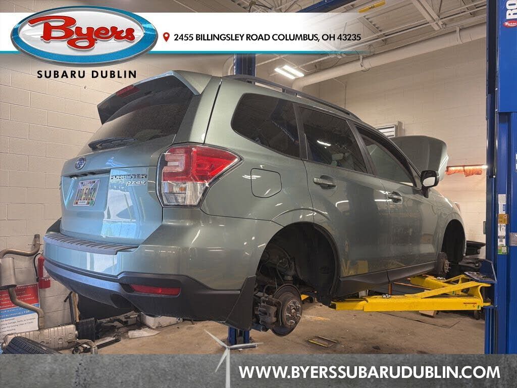2017 SUBARU Forester