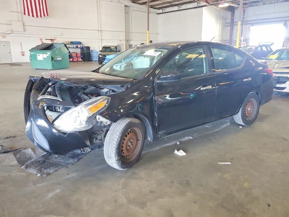 2018 NISSAN Versa