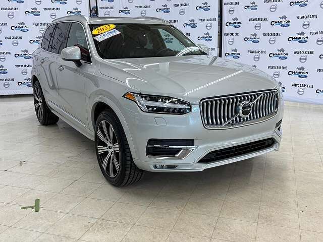2022 VOLVO XC90