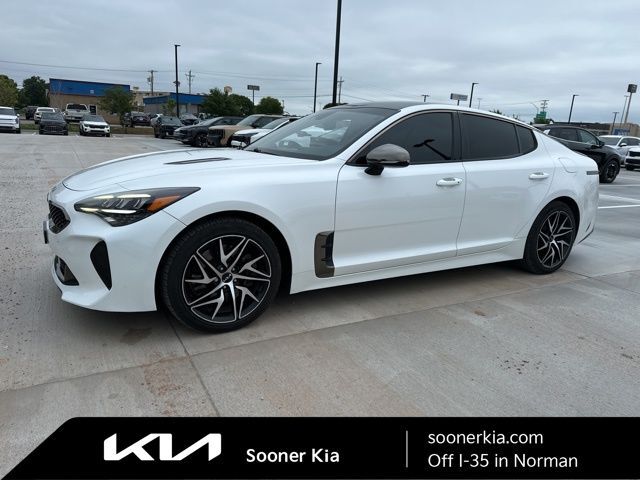 2022 KIA Stinger