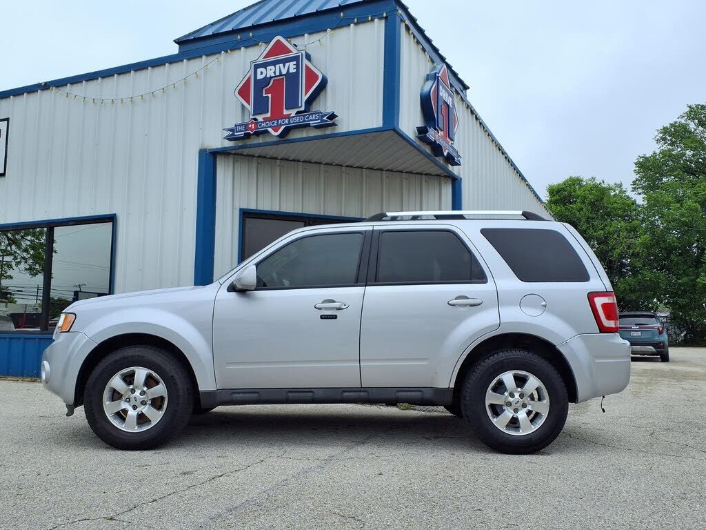 2011 FORD Escape