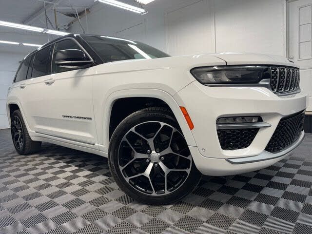 2022 JEEP Grand Cherokee