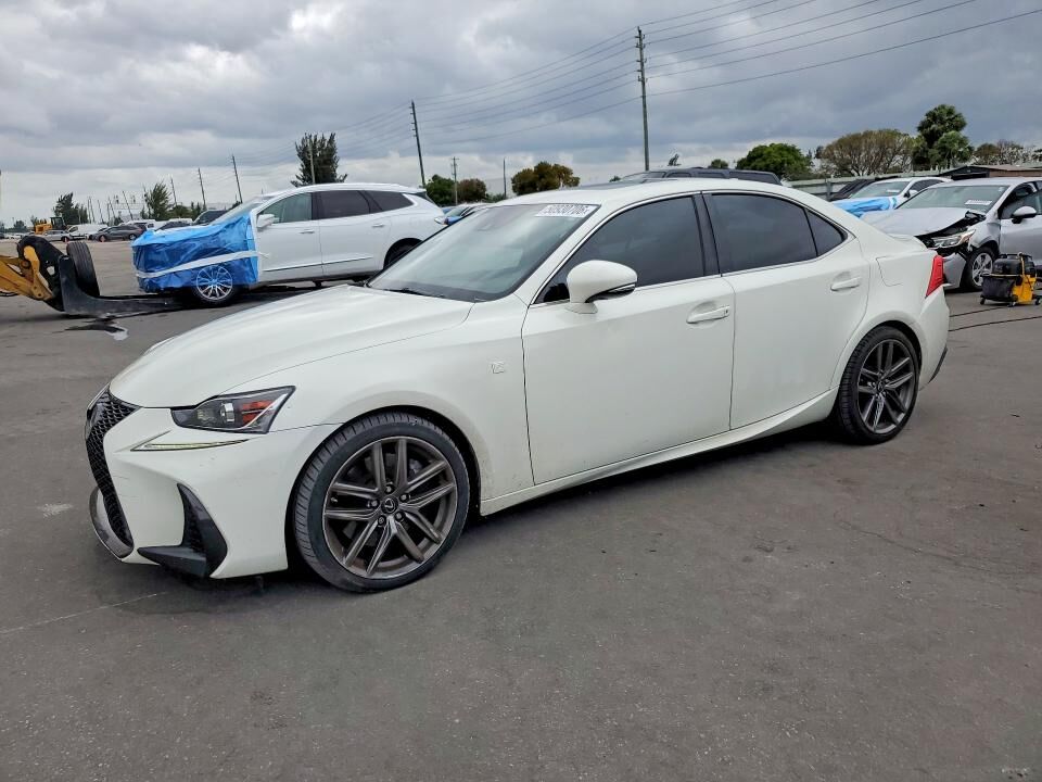 2018 LEXUS IS