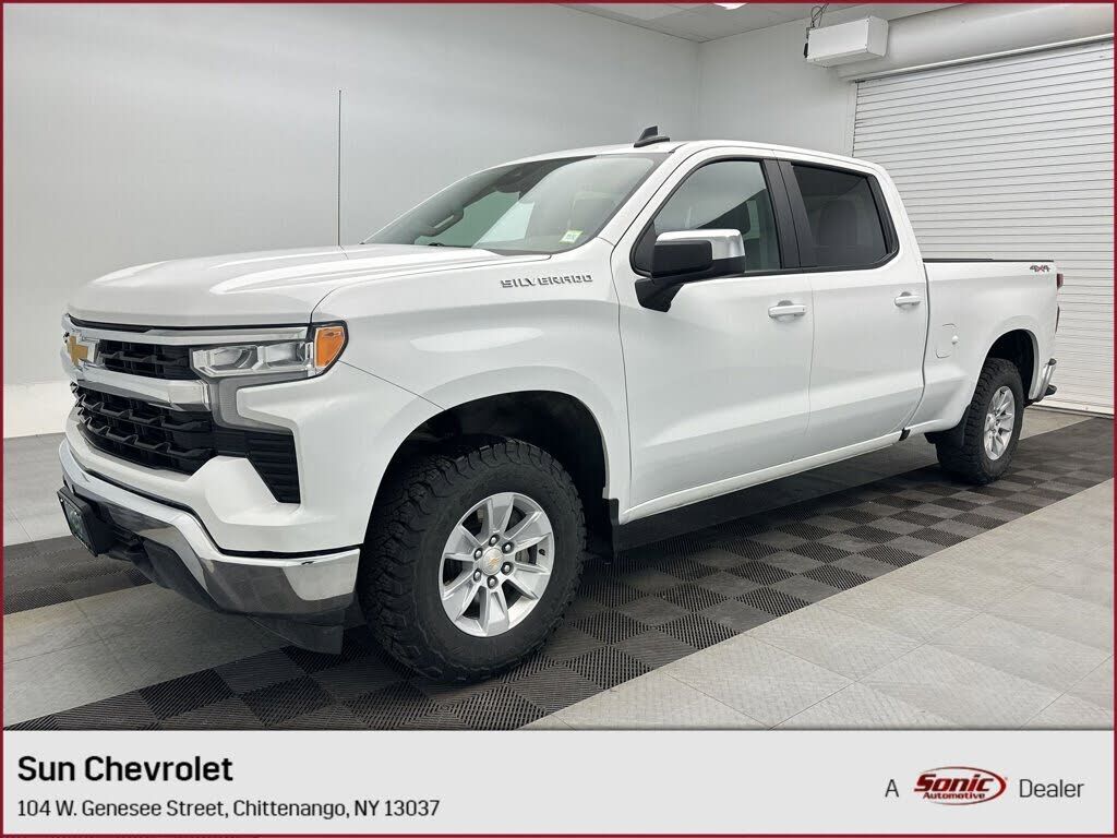 2025 CHEVROLET Silverado