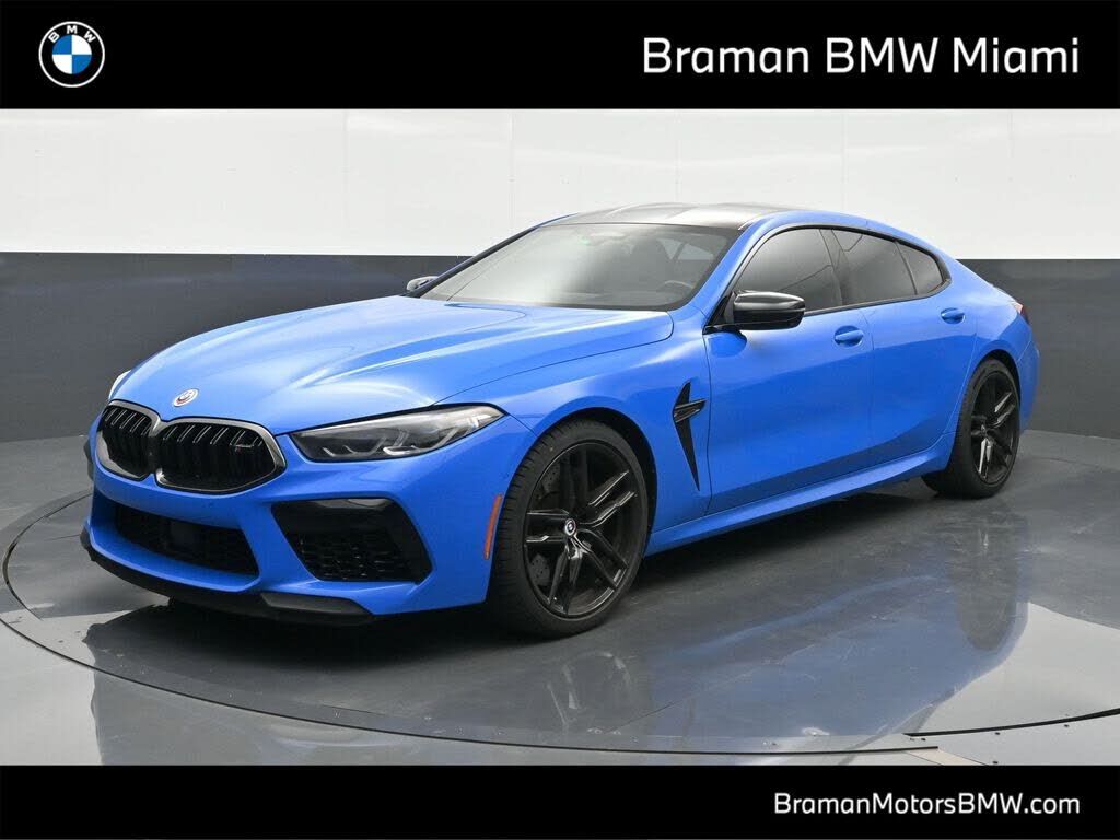 2023 BMW M8