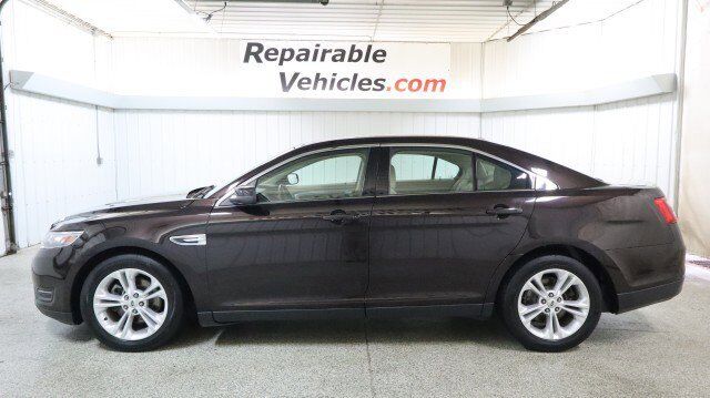 2013 FORD Taurus