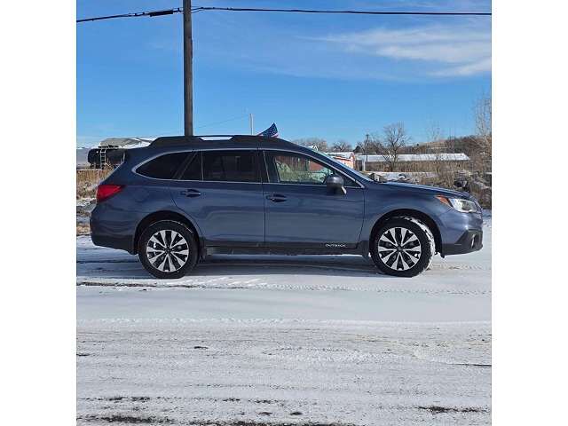 2016 SUBARU Outback
