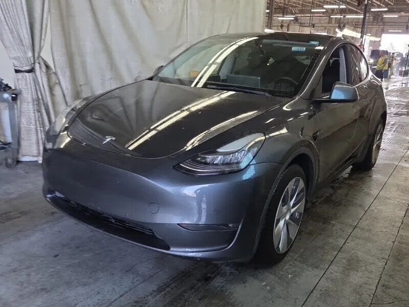 2021 TESLA Model Y