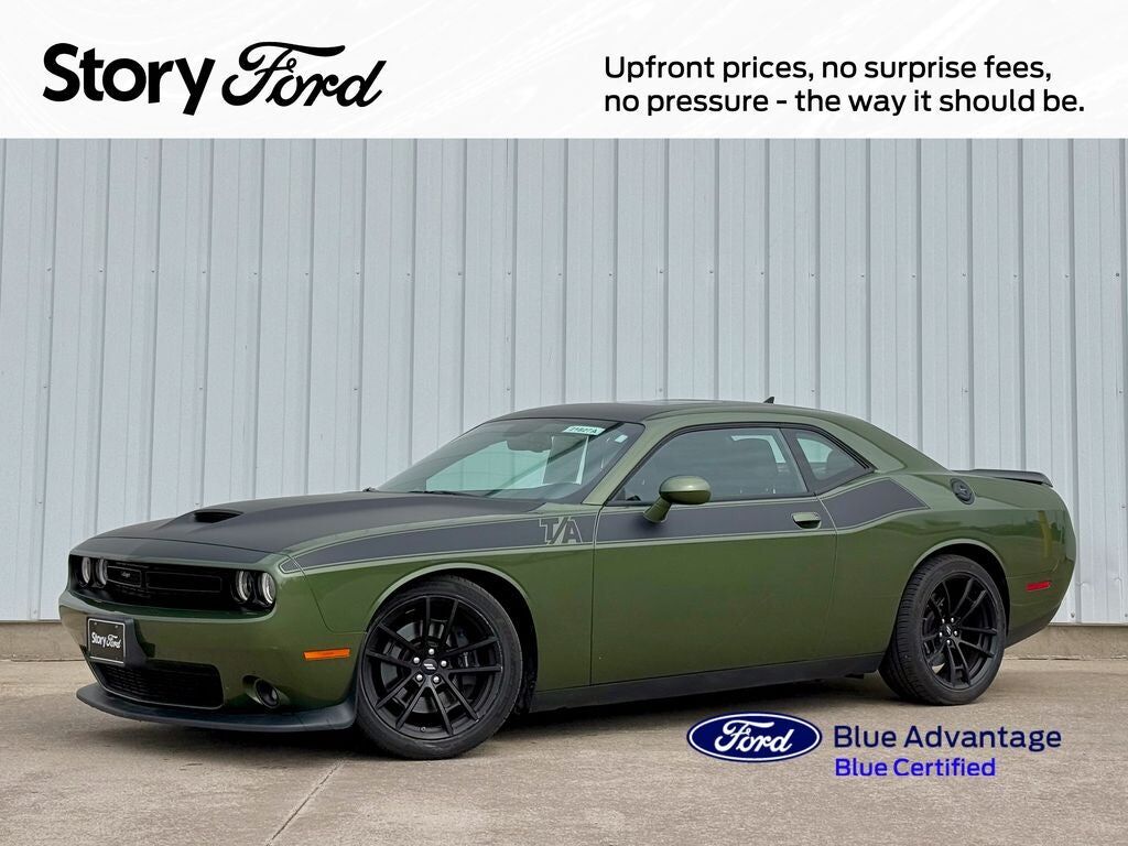 2022 DODGE Challenger