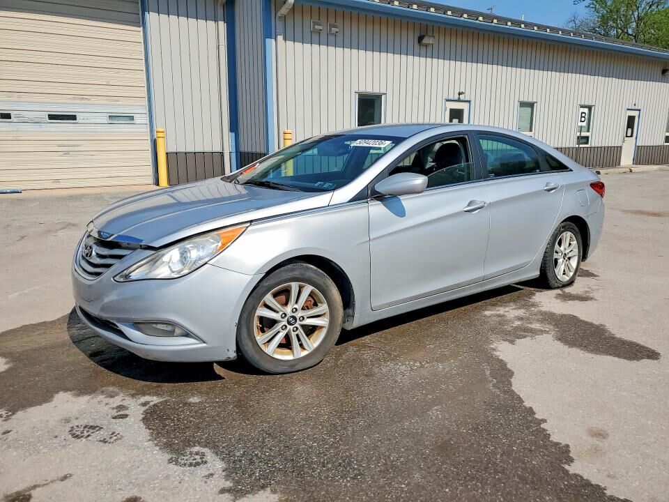 2013 HYUNDAI Sonata