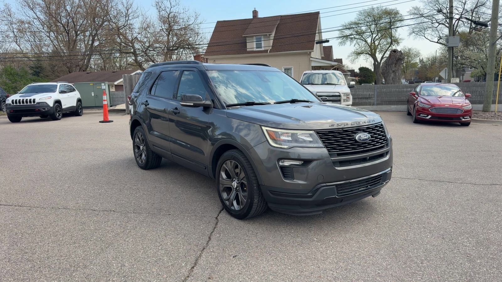 2018 FORD Explorer
