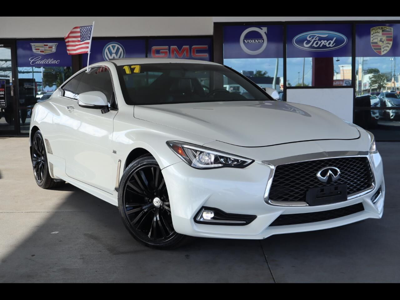 2017 INFINITI Q60