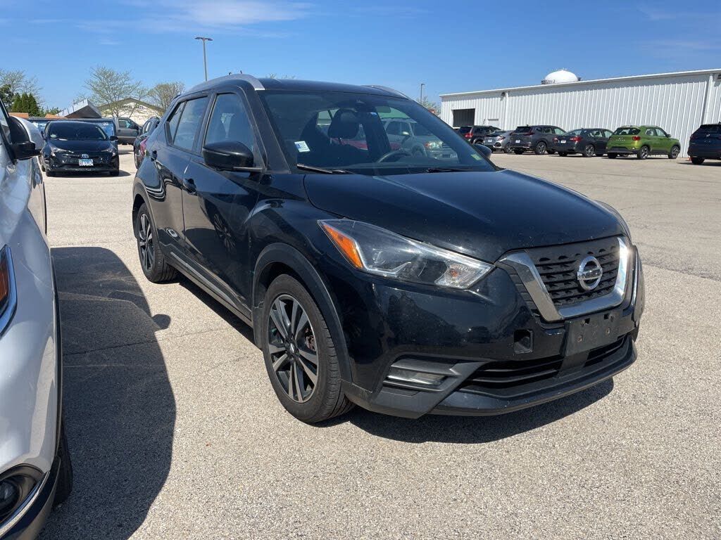 2020 NISSAN Kicks