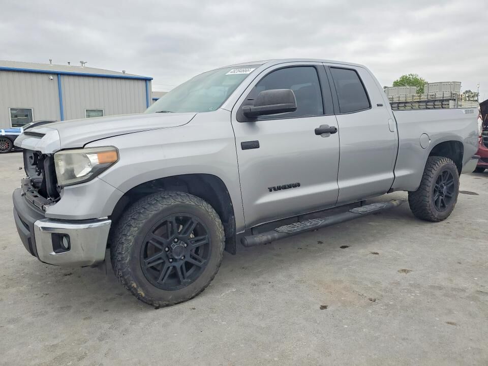 2018 TOYOTA Tundra