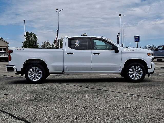 2021 CHEVROLET Silverado