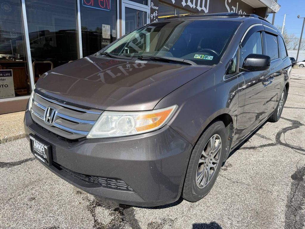2011 HONDA Odyssey