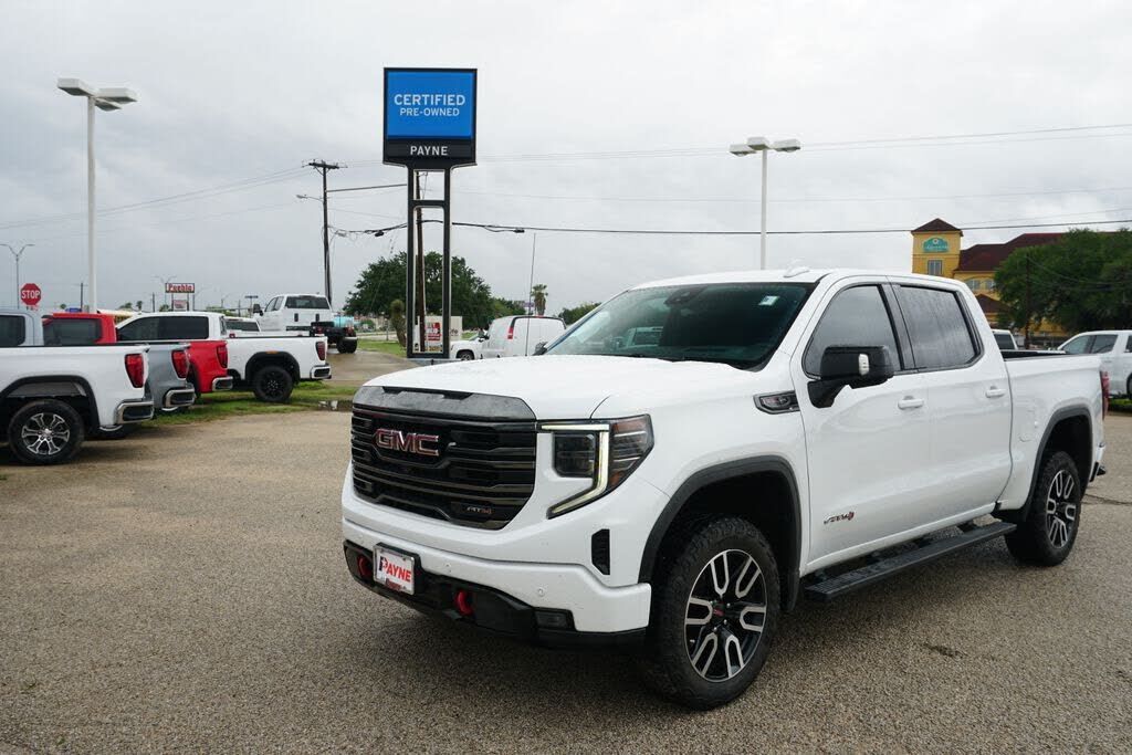 2023 GMC Sierra