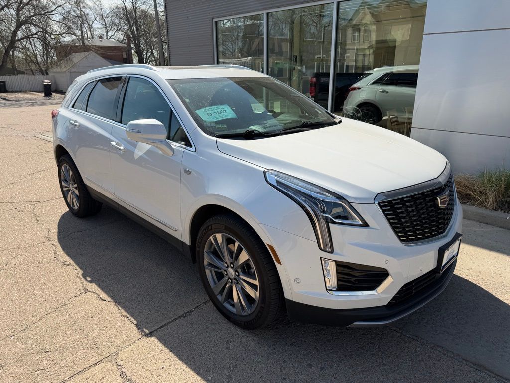 2022 CADILLAC XT5