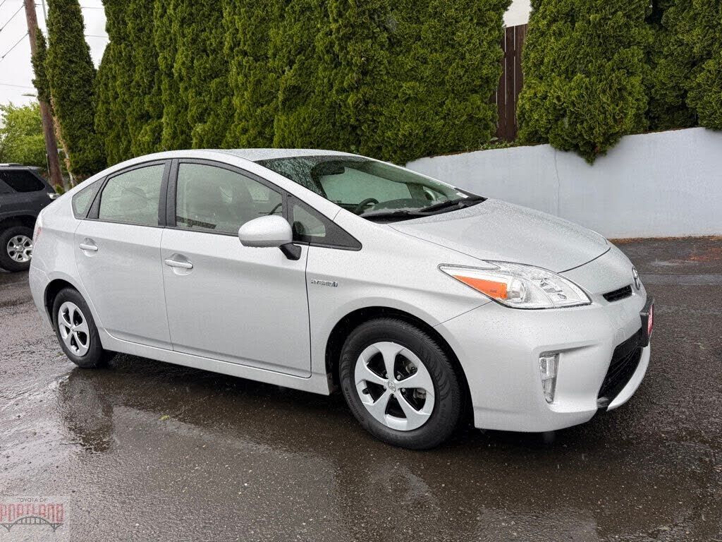 2015 TOYOTA PRIUS