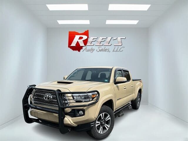2017 TOYOTA Tacoma