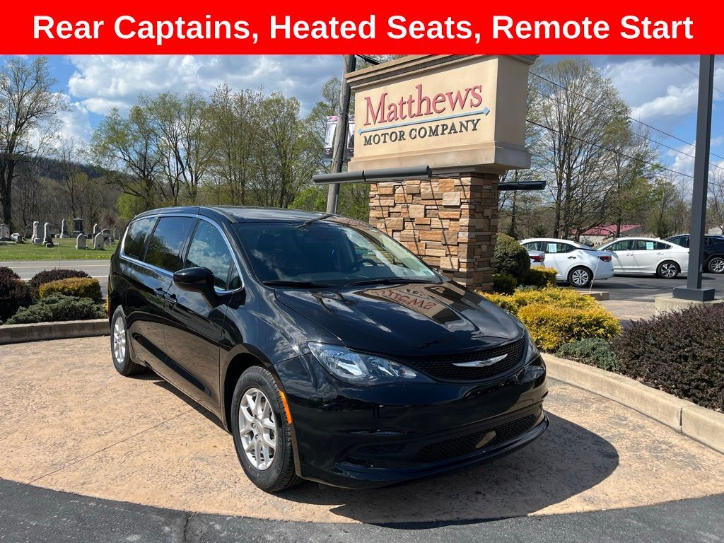 2024 CHRYSLER Voyager