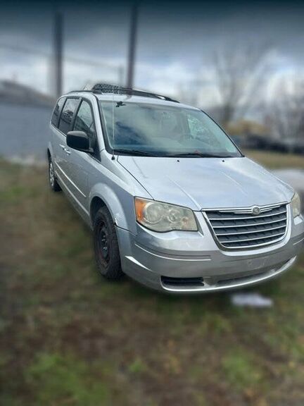 2010 CHRYSLER Town and Country