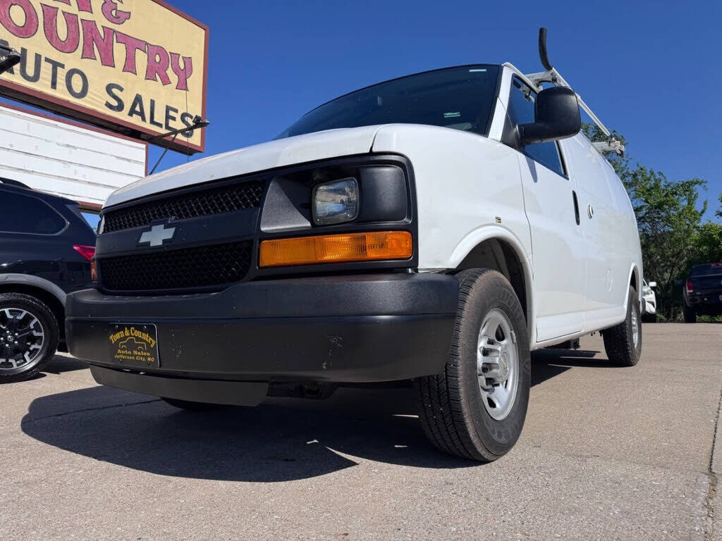 2013 CHEVROLET Express