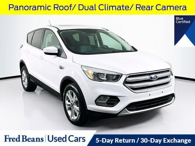 2017 FORD Escape