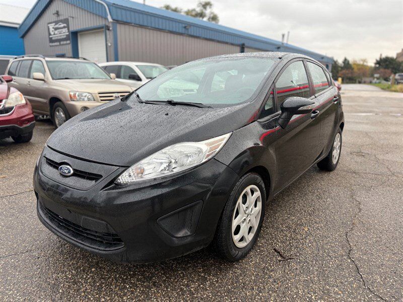 2013 FORD Fiesta