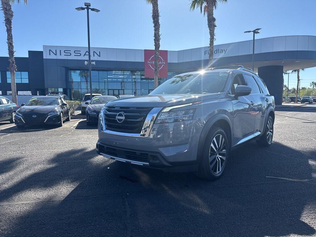 2023 NISSAN Pathfinder