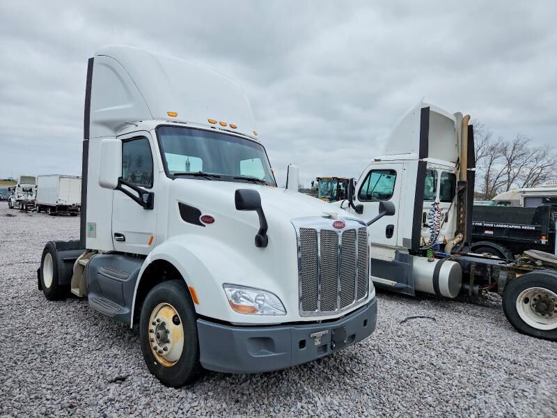 2019 PETERBILT 579