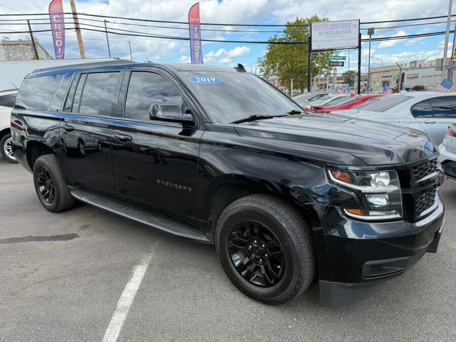 2019 CHEVROLET Suburban