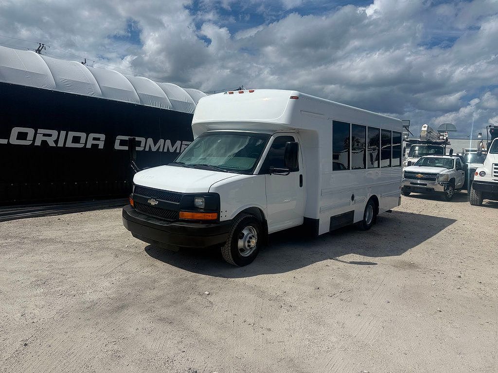 2013 CHEVROLET Express