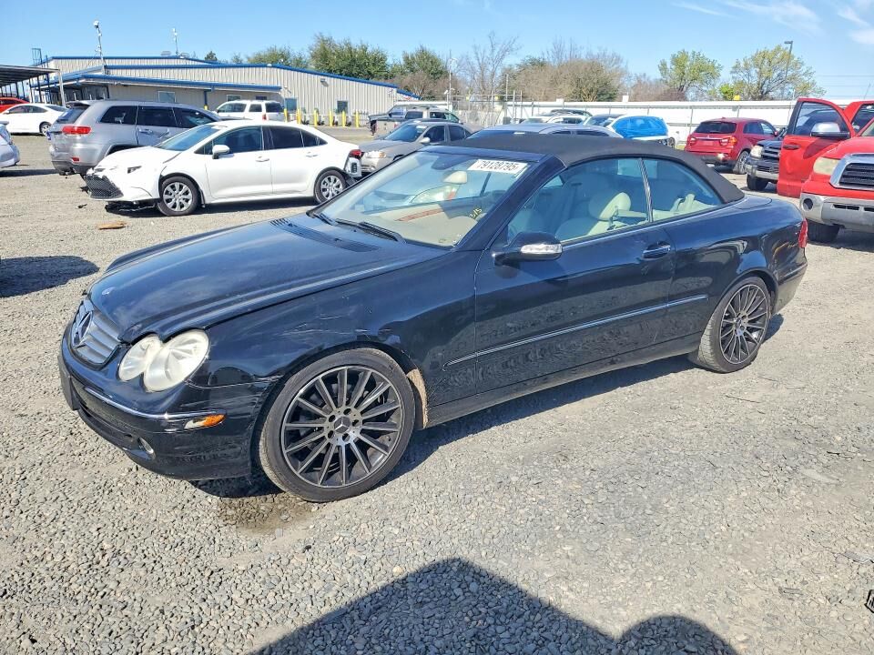 2005 MERCEDES-BENZ CLK-Class