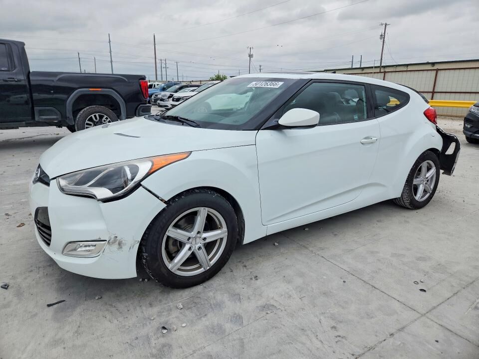 2013 HYUNDAI Veloster