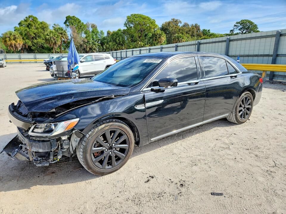 2017 LINCOLN Continental