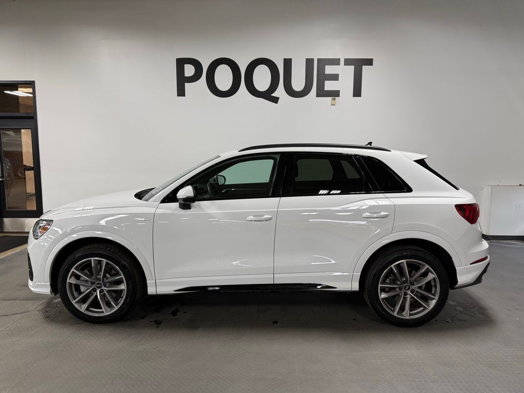 2023 AUDI Q3