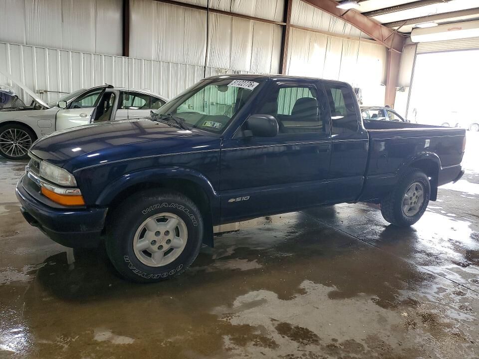 2003 CHEVROLET S-10 Pickup