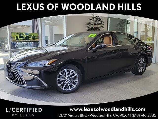 2023 LEXUS ES