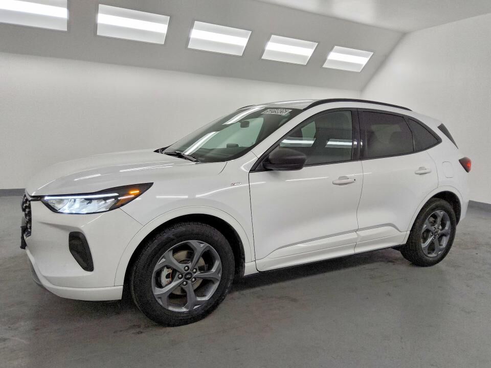 2023 FORD Escape