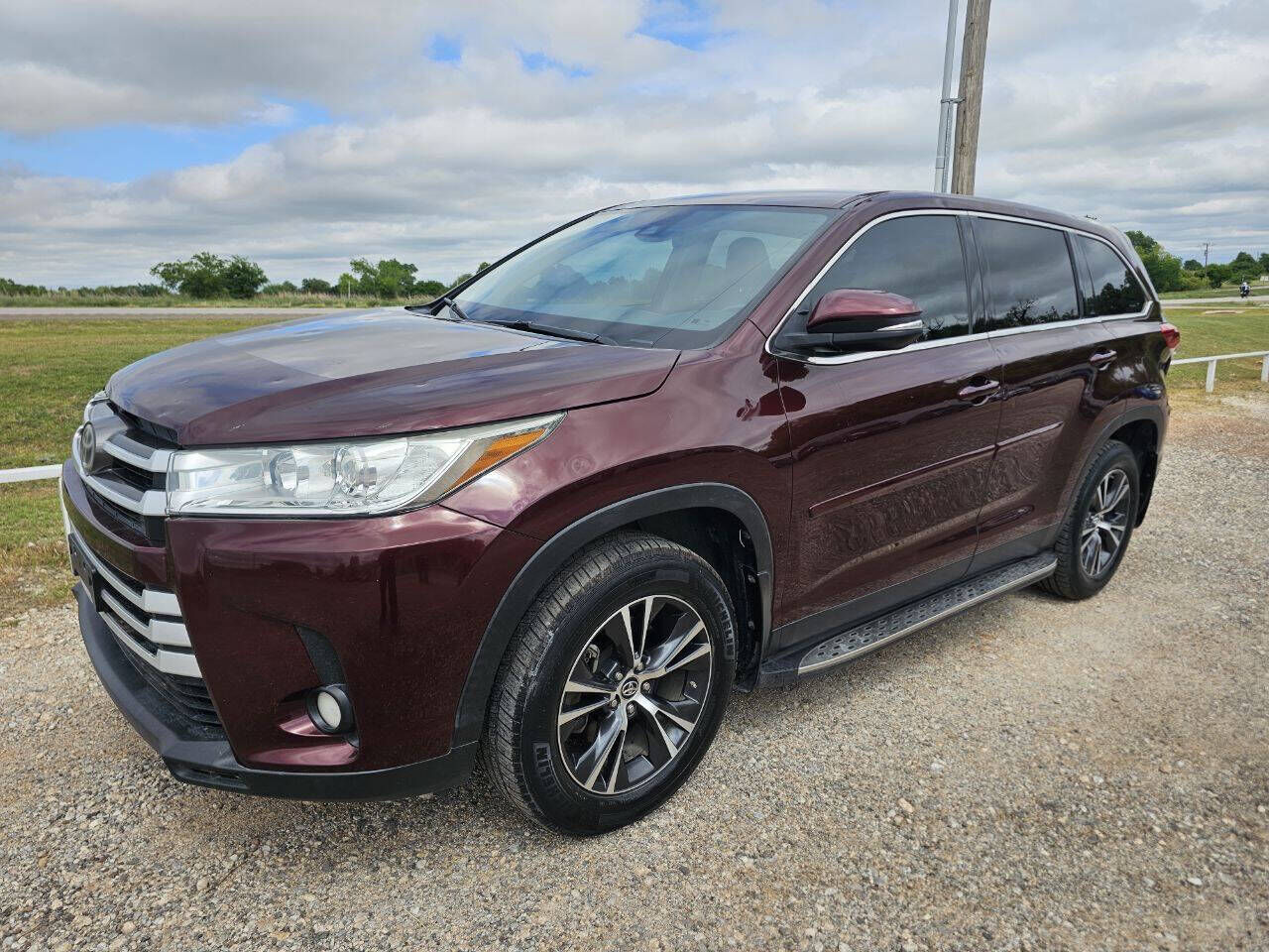 2019 TOYOTA Highlander